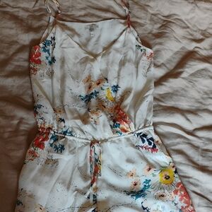 Joie White Silk 🌸💠💮Romper